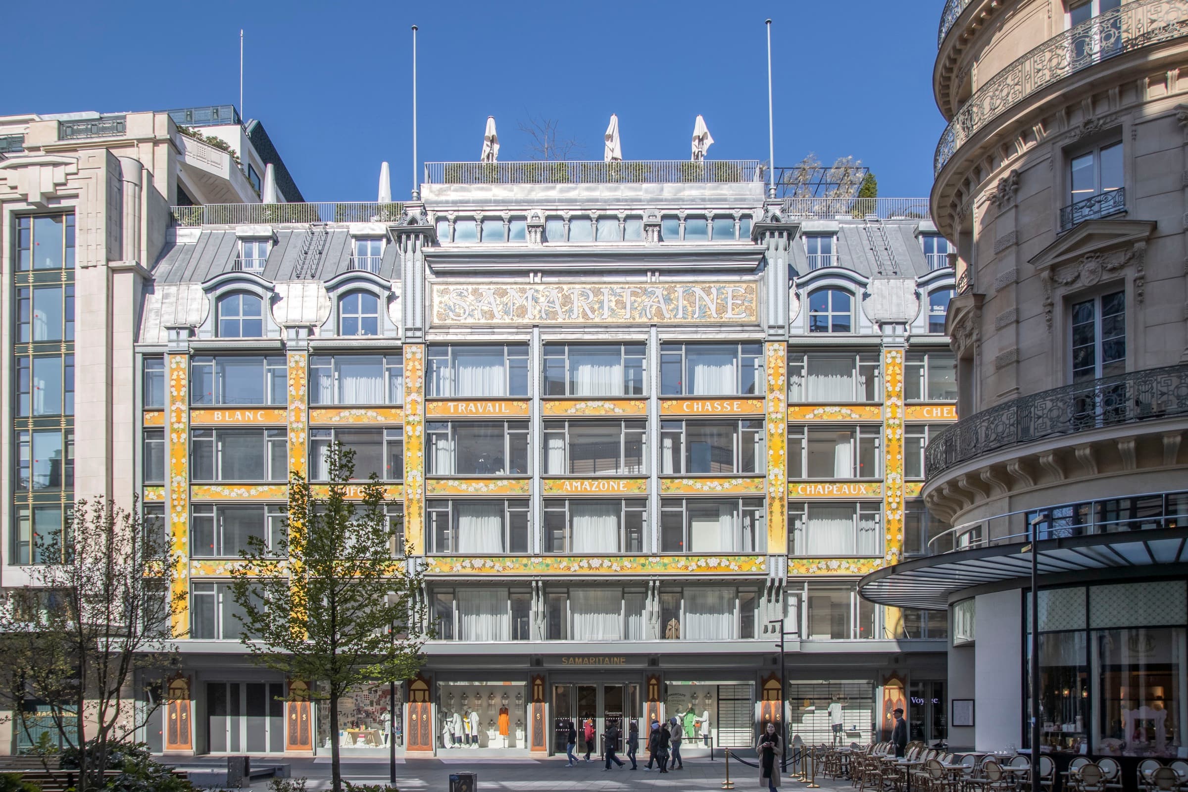 La Samaritaine, rue de la Monnaie — the building that houses Cheval Blanc Paris